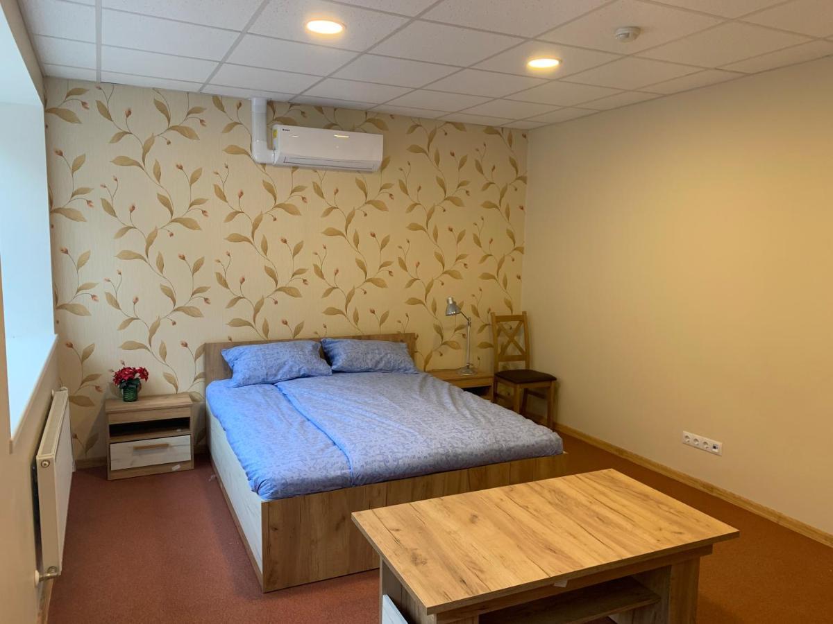 Motel Minerva Огре Екстер'єр фото